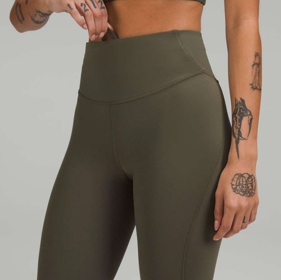 Lululemon Base Pace HR Crop 23" Army Green Size 2 - Picture 2 of 6